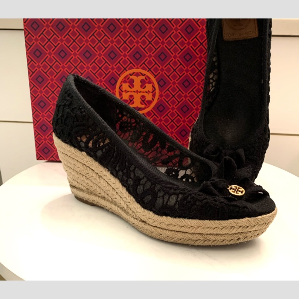 Tory Burch jute pumps in very good condition, Sanitized, model Jackie